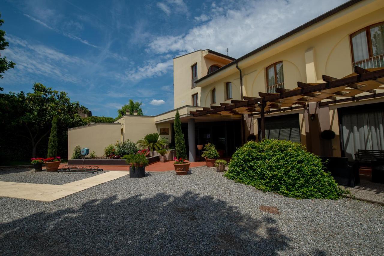 Hotel Carignano Lucca Esterno foto