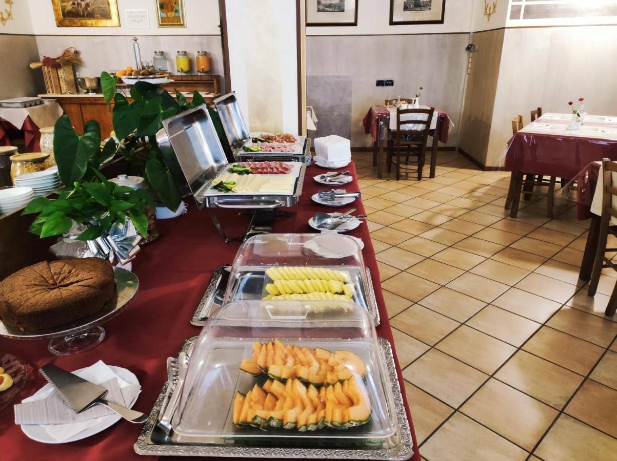 Hotel Carignano Lucca Esterno foto