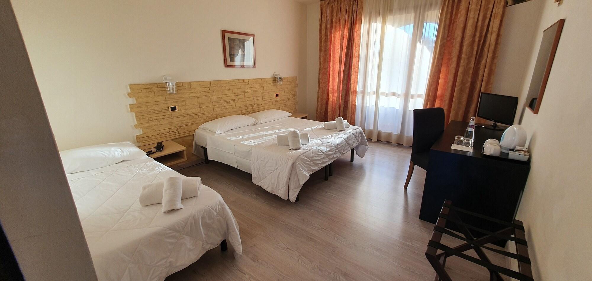 Hotel Carignano Lucca Esterno foto